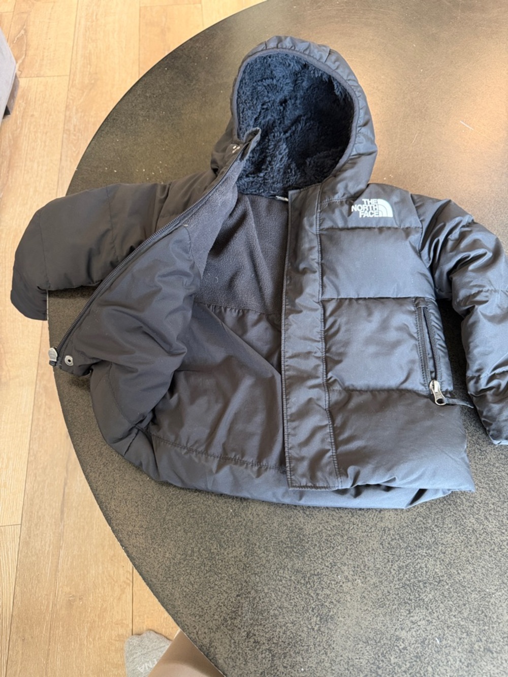The North Face Kids Black Hooded Puffer Jacket 600